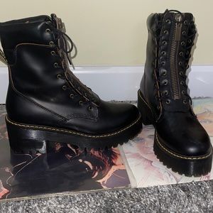 Authentic Dr Martens Karmilla Front Zip Boots - size 9 womens